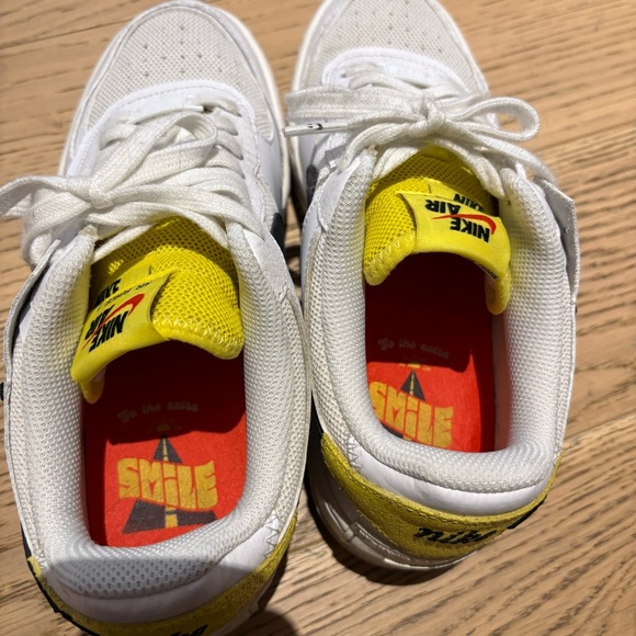 Nike Air Force 1 Shadow Smile Sneakers - 7.5 - Picture 7 of 16